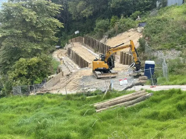 retaining wall surveyors